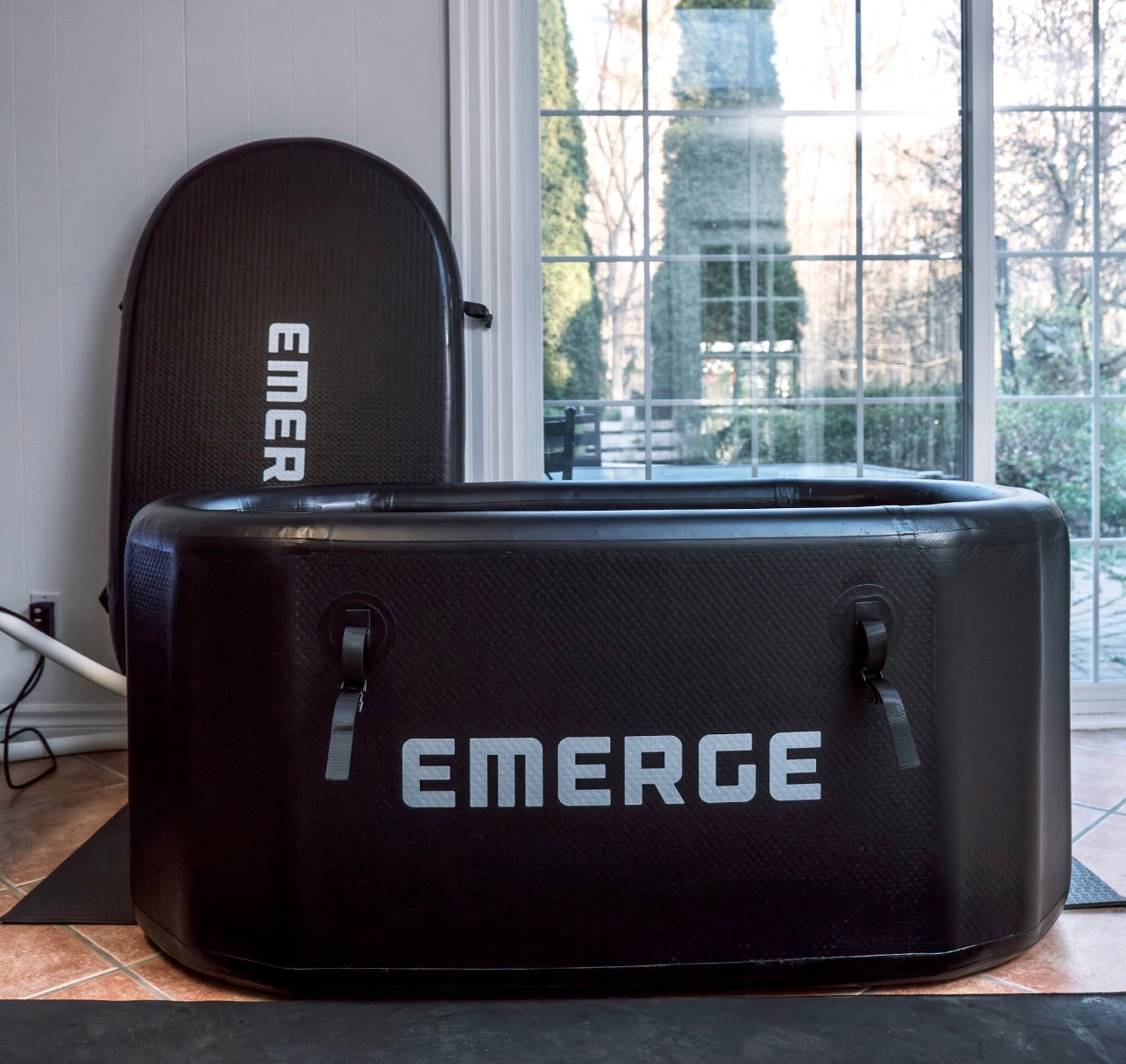 Emerge Recovery Tub